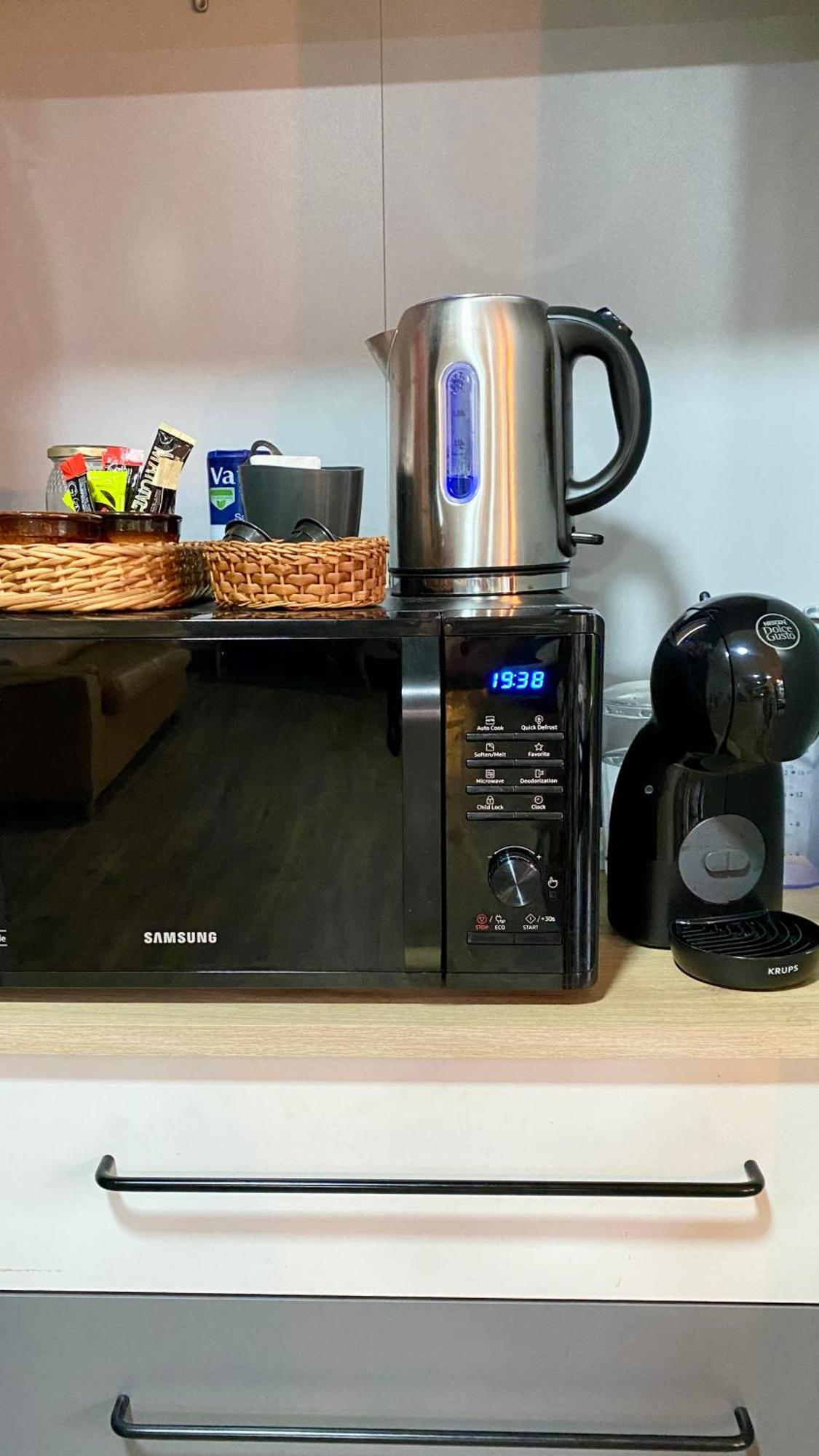 Studio Geek Villa - Open Space - 5M From 5 Top Attractions - Pool All Year Round, Dining Pergola, Barbecue - Funchal Matrix Holiday Home Exteriör bild